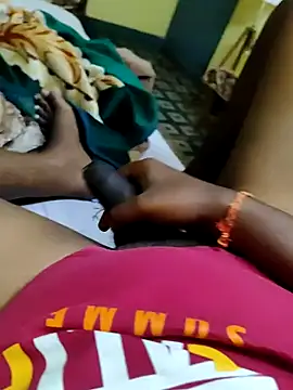 Snapshot of Brown_Munda047 chatting on 18, 2, 2026 Brown Munda047 online show from 18, 2, 2026