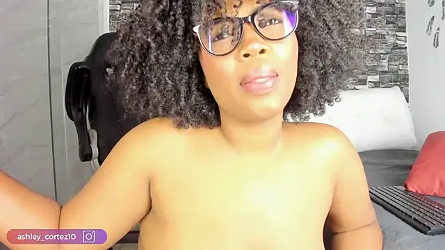 ashley crotez online show from 21, 12, 2025