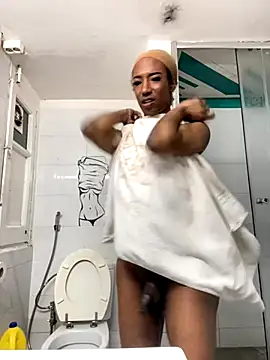 tamarabigass1 online show from 13, 10, 2025