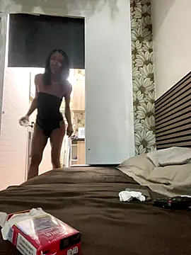 tamarabigass1 online show from 13, 11, 2025