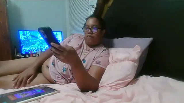 ebonyred online show from 28, 4, 2026