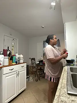 ebonyred online show from 7, 5, 2026