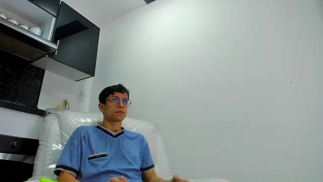 AgarEvans online show from 3, 12, 2024