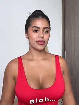 MelissaWaltton online show from 8, 9, 2025