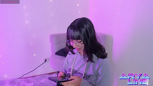 Snapshot of arysUwU chatting on 11, 6, 2026 arysUwU online show from 11, 6, 2026