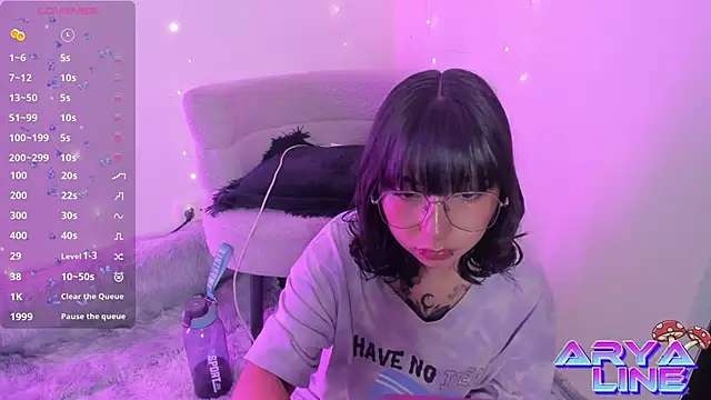 arysUwU online show from 11, 4, 2026