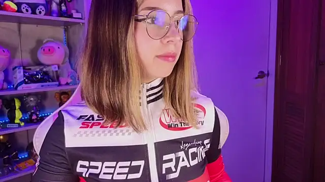 EmilyMiller  online show from 23, 2, 2026