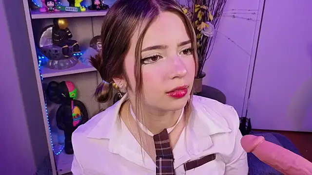 EmilyMiller  online show from 11, 3, 2026