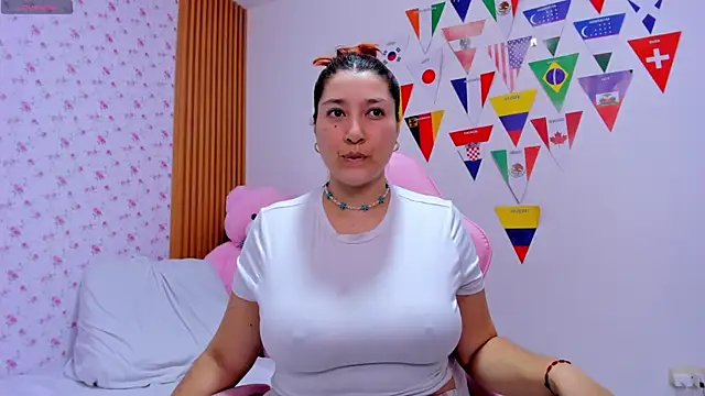 Snapshot of Soyqueen chatting on 9, 7, 2026 Soyqueen online show from 9, 7, 2026