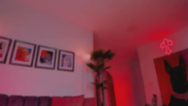 Taylor  foxxx online show from 31, 3, 2026