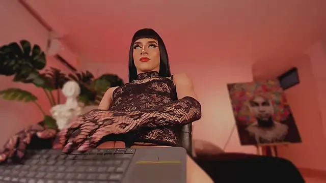 Taylor  foxxx online show from 21, 3, 2025