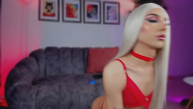 Taylor  foxxx online show from 23, 9, 2025