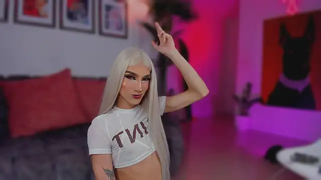 Taylor  foxxx online show from 14, 11, 2025