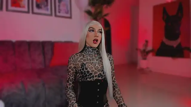 Taylor  foxxx online show from 2, 4, 2026