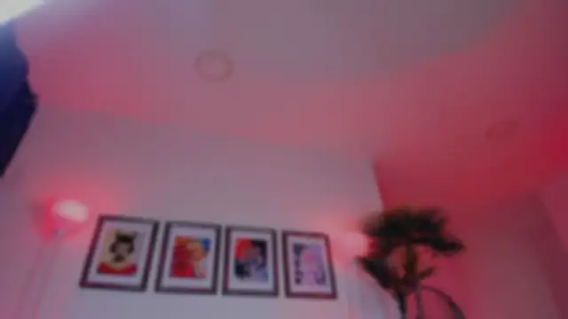 Taylor  foxxx online show from 18, 9, 2025