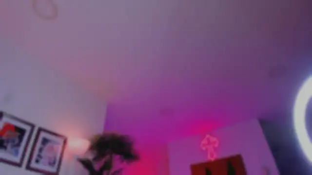 Taylor  foxxx online show from 15, 10, 2025