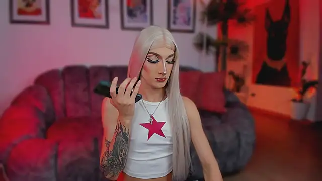 Taylor  foxxx online show from 12, 6, 2026