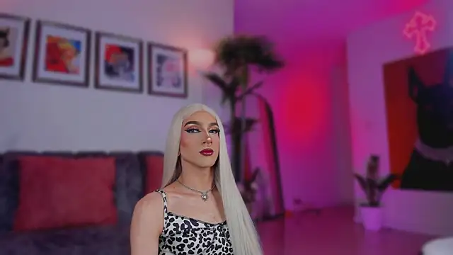 Taylor  foxxx online show from 25, 10, 2025