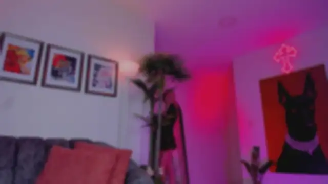 Taylor  foxxx online show from 24, 10, 2025