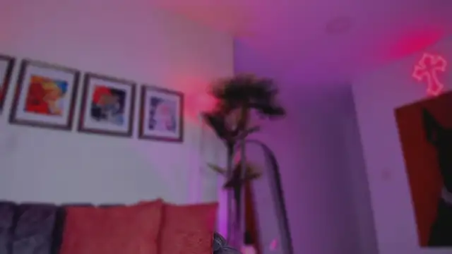 Taylor  foxxx online show from 19, 9, 2025