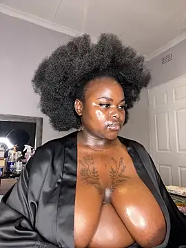 Honeycoco0211 online show from 2, 12, 2025