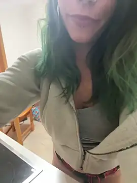 Lady Knaller online show from 14, 10, 2025