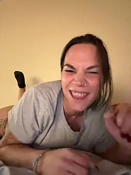 Lady Knaller online show from 8, 10, 2025