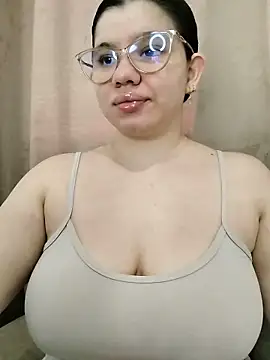 Danzel1105 online show from 4, 12, 2025