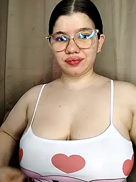 Snapshot of Danzel1105 chatting on 21, 9, 2025 Danzel1105 online show from 21, 9, 2025