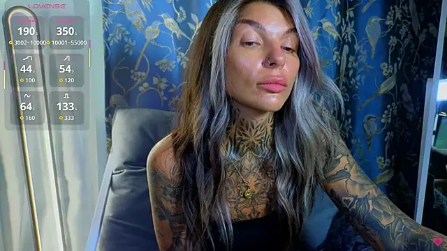 tattooedBabyy online show from 29, 10, 2025
