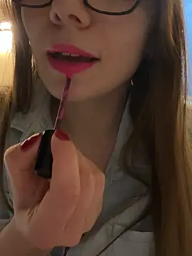 EvaRoss  online show from 6, 3, 2025