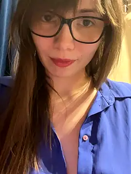 EvaRoss  online show from 5, 1, 2026