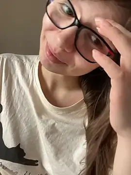 EvaRoss  online show from 8, 11, 2025