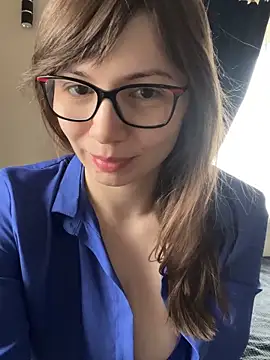 EvaRoss  online show from 7, 2, 2026