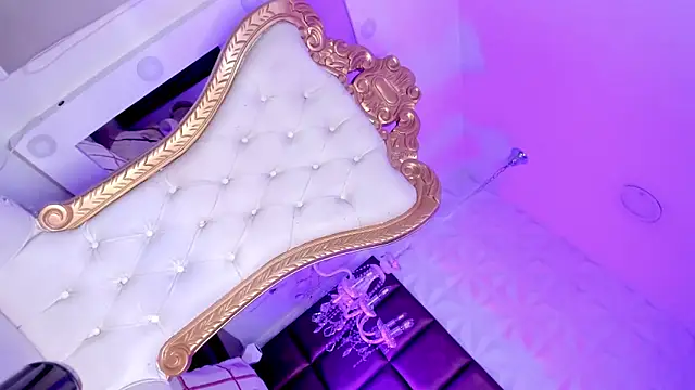 Dalila Thoms online show from 17, 3, 2025