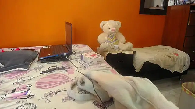 raniafantasianal online show from 3, 12, 2024