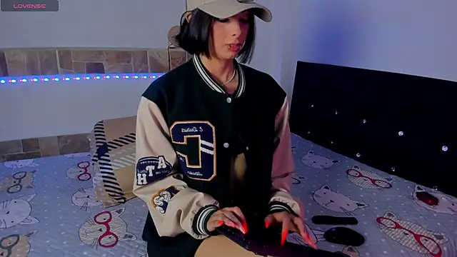 ChloeAddamss online show from 25, 9, 2025