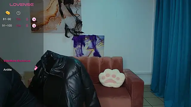 ElmiraPowers online show from 10, 11, 2025