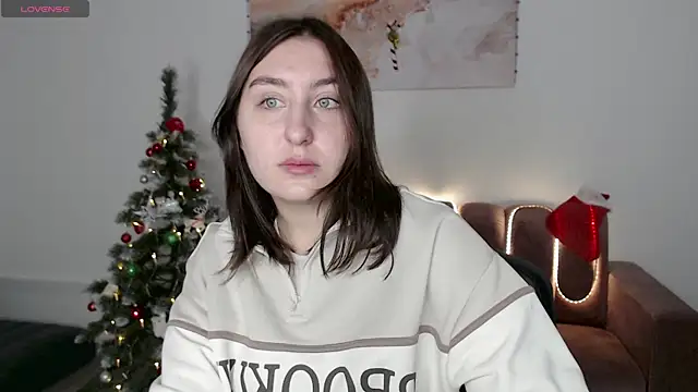 ElmiraPowers online show from 6, 1, 2025