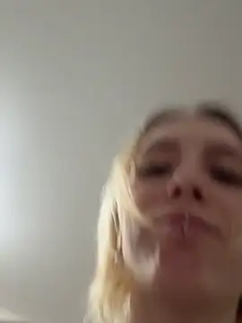 Snapshot of Crayzy_Luv chatting on 16, 2, 2026 Crayzy Luv online show from 16, 2, 2026