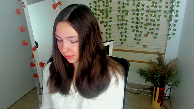 Lexy flower online show from 8, 10, 2025