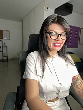 CarlaConnor80 online show from 5, 3, 2025