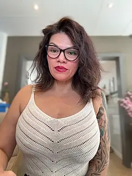 CarlaConnor80 online show from 25, 11, 2025