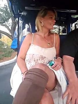 Dixiefaye Pika online show from 17, 11, 2025