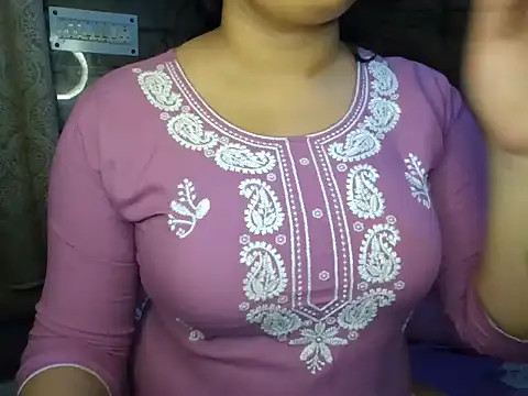 Trezza online show from 10, 9, 2025