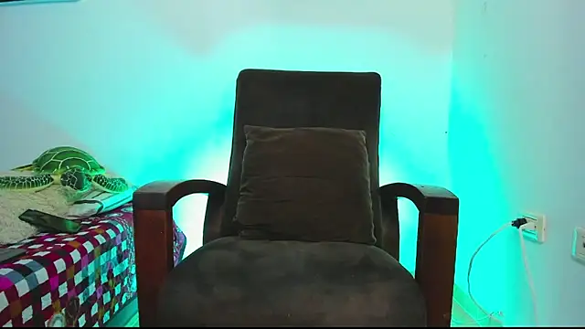 Maxi Gray online show from 13, 12, 2024