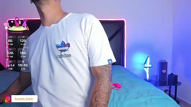 ScarlettAndClark online show from 17, 3, 2026