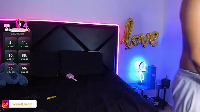 ScarlettAndClark online show from 27, 2, 2026