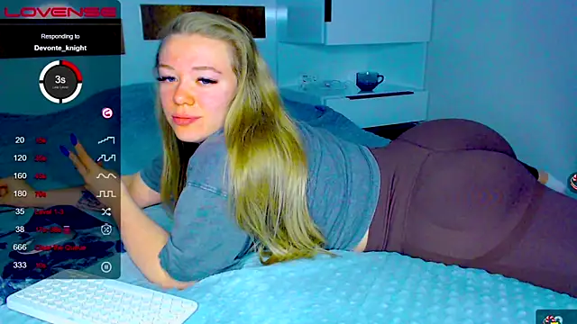 kitti kaattt online show from 19, 10, 2025