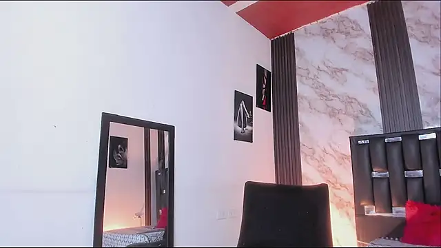 Snapshot of katherina_diaz chatting on 1, 7, 2026 katherina diaz online show from 1, 7, 2026